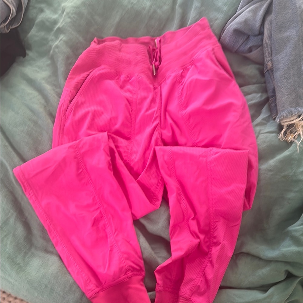 Lululemon Athletica Pink Sweatpants Relaxed Fit